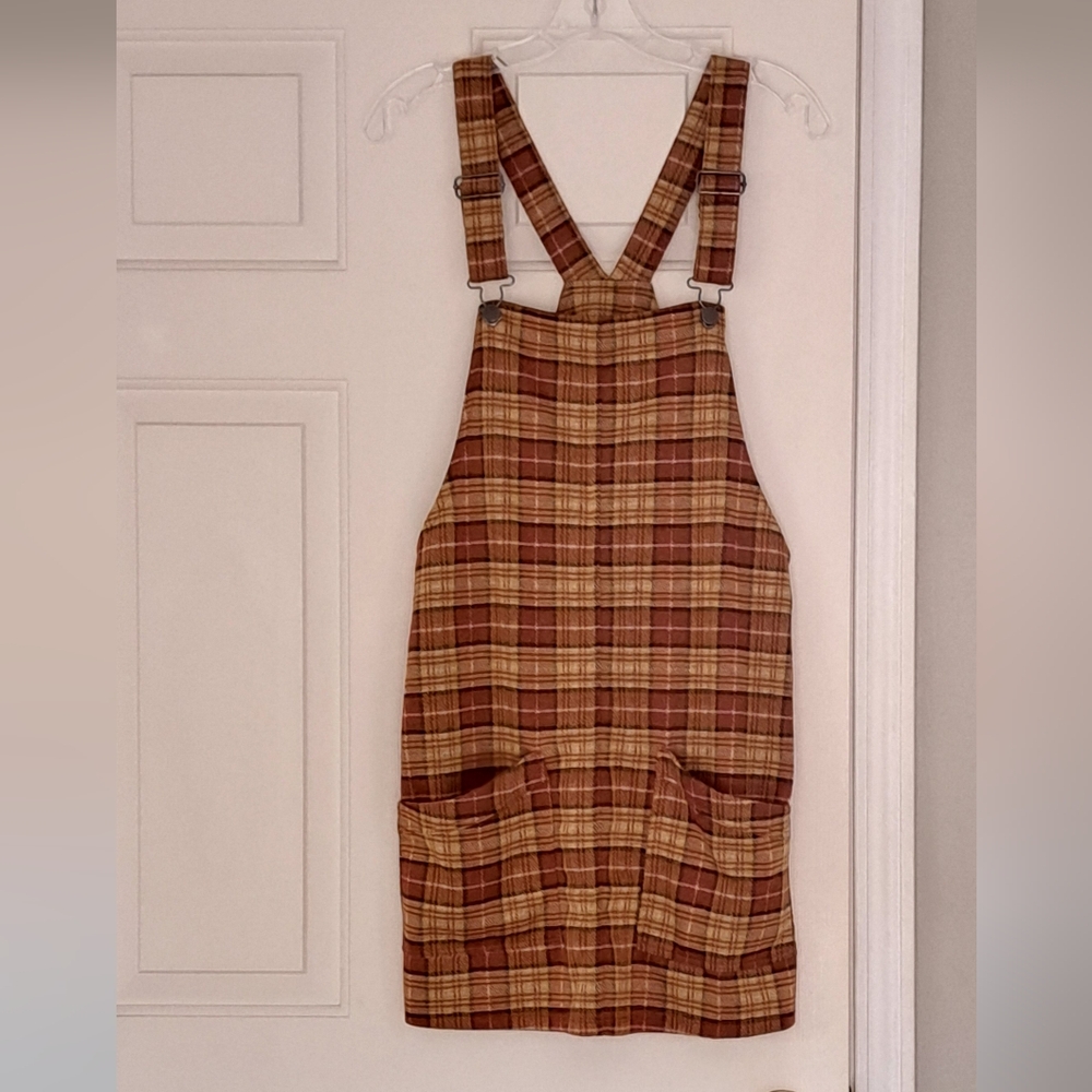 No Boundaries plaid fall jumper dress.  Size L.